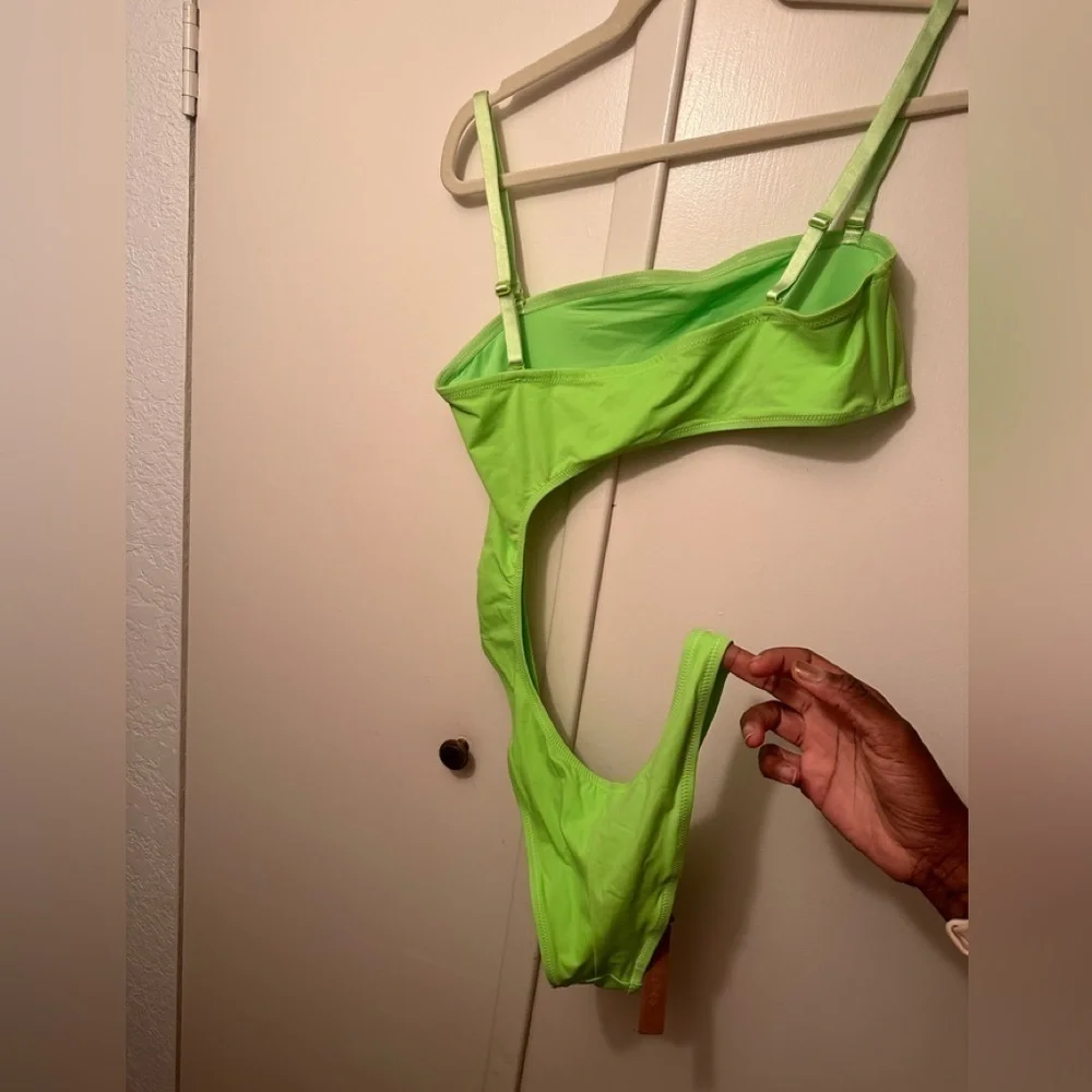 SKIMS Strapless Monokini Swimsuit XL NWT Cutout One Piece